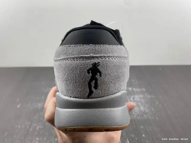 Reps LUCY X CHECK JORDAN FZ8117-001 THE CUT TRAVIS SCOTT 0501
